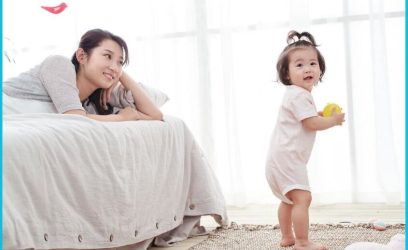 Sự phát triển của trẻ 18 tháng và những điều ba mẹ cần biết